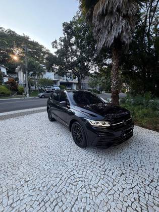 VOLKSWAGEN TIGUAN 2.0 300 TSI GASOLINA ALLSPACE R-LINE AUTOMÁTICO